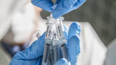 Китай упрощает въезд для иностранцев, которые сделали прививки против COVID-19 его препаратами - 24tv.ua - Китай - Болгария