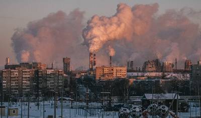 Эксперты ВШЭ заявили об окончании экономического спада в РФ - newizv.ru - Россия