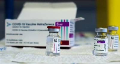 Уже 15 стран Европы перестали использовать вакцину AstraZeneca - lv.sputniknews.ru - Франция - Англия - Италия - Испания - Париж - Евросоюз - Рим - Латвия - Мадрид - Берлин - Рига