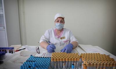 В России выявили новый штамм коронавируса - gubdaily.ru - Россия - Юар