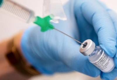 В Украине производителей COVID-вакцин могут освободить от ответственности за последствия прививок - facenews.ua - Украина