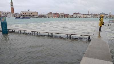 Флоренция и Венеция предлагают ввести новые правила для туристического сектора, чтобы вывести его из кризиса - newdaynews.ru - Италия - Венеции