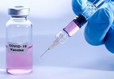 Юрий Стогниев - На Луганщине начали вакцинировать от COVID-19 публичных лиц: прививки получили чиновники ОГА - vchaspik.ua - Украина