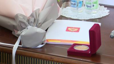 Волонтёров наградили за помощь воронежцам в период пандемии - vestivrn.ru
