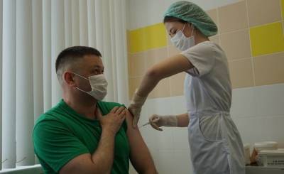 На АО «ТАИФ-НК» продолжается прививочная кампания от COVID-19 - realnoevremya.ru - республика Татарстан