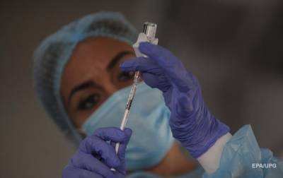В Эстонии выявили случаи тромбоза после COVID-вакцинации - korrespondent.net - Эстония