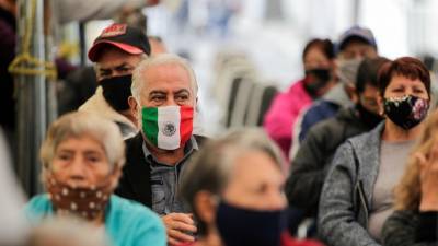 Уго Лопес-Гателль - Число случаев коронавируса в Мексике достигло 2 370 183 - russian.rt.com - Мексика