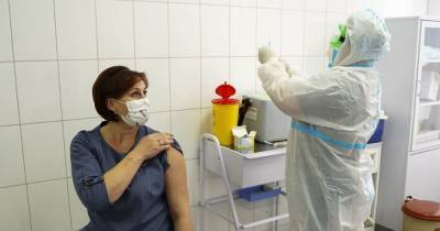 Сколько с начала прививочной кампании украинцев уже привито от коронавируса: Минздрав обновил цифры - tsn.ua