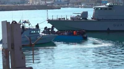 Лампедузу вновь атакуют африканские беженцы - vesti.ru