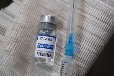 Первая партия вакцины «Спутник V» поставлена в Пакистан - aif.ru - Пакистан - Карачи