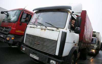Запрет на въезд грузовиков на МКАД отложили до мая - zr.ru - Москва - Московская обл.