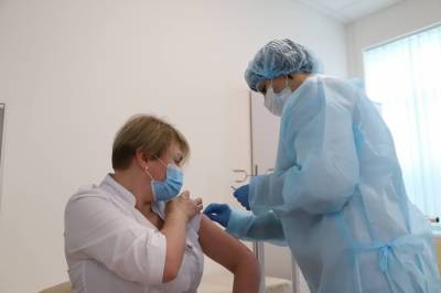 Максим Степанов - Степанов рассказал, когда в Украину прибудут новые партии вакцины против коронавируса - 24tv.ua
