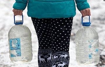 «Достал ведро воды, а там слизняки»: Как в Крыму живут с нехваткой пресной воды - charter97.org - Россия - республика Крым