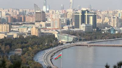Азербайджан продлил особый карантинный режим до 1 июня - m24.ru - Азербайджан