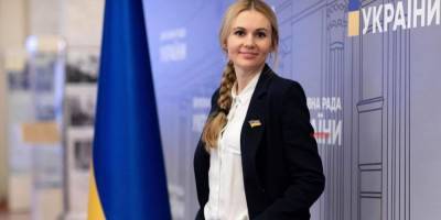 Анна Скороход - «Никак не отстает». Нардеп Скороход заявила, что в третий раз заболела коронавирусом — видео - nv.ua - Украина