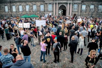 Молодую мать приговорили к двум годам тюрьмы за участие в демонстрации против карантинных мер - germania.one - Копенгаген - Дания - Берлин