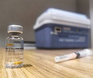 Вакцина от Pfizer вызывает больше тромбов, чем AstraZeneca - goodnews.ua - Англия - Италия - Евросоюз