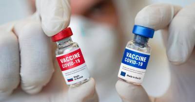 Ученые рассказали, как оценить эффективность вакцинации от COVID-19 - ren.tv