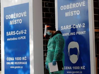 Власти Чехии обязали работодателей тестировать сотрудников на коронавирус - unn.com.ua - Киев - Чехия