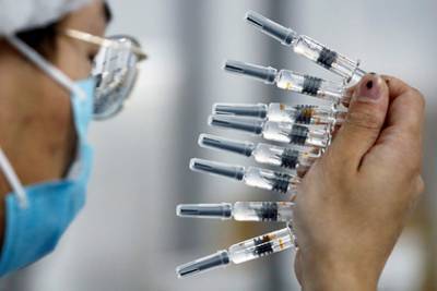 Чжун Наньшань - Китай вакцинирует полмиллиарда человек к середине лета - lenta.ru - Китай