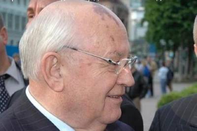 Михаил Горбачев - Россиян, негативно оценивающих деятельность Горбачева, стало меньше - argumenti.ru - Россия - Ссср