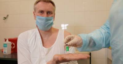 Глава украинской Нацслужбы здоровья получил прививку от COVID-19 - dsnews.ua - Киев