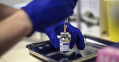 За первую дозу введенной вакцины 25 грн: в правительстве сообщили, какой будет оплата мобильных бригад - tsn.ua