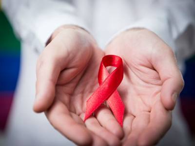 Болезнь, которая "ходит" возле нас: интересные факты о ВИЧ, которые вы не знали - 24tv.ua