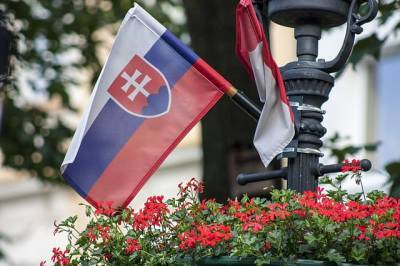 В Словакии будут штрафовать за выезд на отдых за границей и мира - cursorinfo.co.il - Словакия