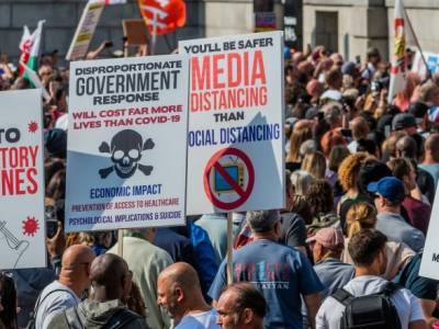 Количество задержанных на протестах против коронавирусных ограничений в Лондоне выросло до 33 - unn.com.ua - Англия - Киев - Лондон