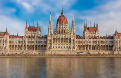 Петер Сийярто - Правительство Венгрии заявило о давлении со стороны Запада из-за использования вакцин «Спутник V» и Sinopharm - ont.by - Венгрия