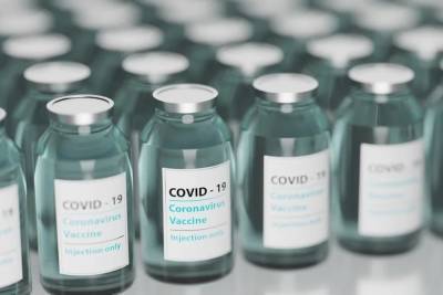 ЮАР перепродала партию неэффективной вакцины от коронавируса - mk.ru - Юар