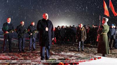 Александр Лукашенко - "Мы это помним, и в этом наша сила" - выступление Лукашенко на митинге-реквиеме в Хатыни - belta.by