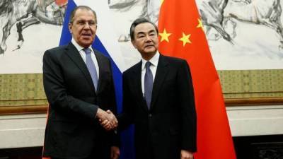 Владимир Путин - Лавров назвал «неумными» попытки наказать Россию и Китай санкциями - eadaily.com - Россия - Китай