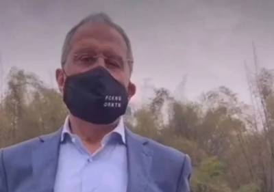 Сергей Лавров - Лавров во время визита в Китай надел маску с надписью «FCKNG QRNTN» (видео) - sharij.net - Россия - Китай
