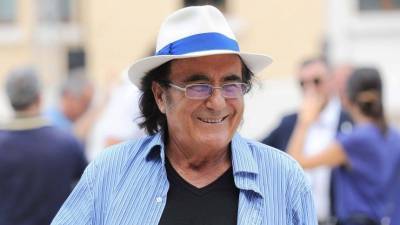 Знаменитый итальянский певец заявил о желании привиться «Спутником V» - 5-tv.ru - Италия