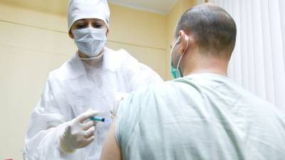 Пользователи госуслуг начнут автоматически получать сертификаты после вакцинации - m24.ru - Россия