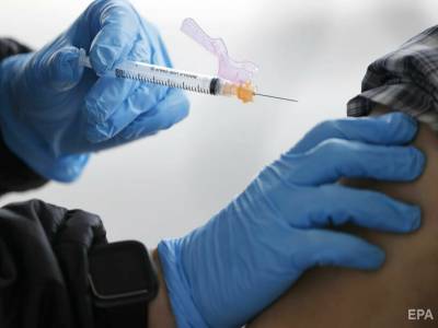 В мире стали меньше делать прививок от коронавируса – данные Bloomberg - gordonua.com - Сша - Израиль