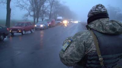 Максим Степанов - Въезд на Украину стал возможен только при отрицательном тесте на ковид - vesti.ru