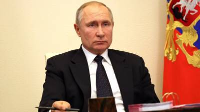 Владимир Путин - Дмитрий Песков - Кремль: Путину не нравится вакцинация "под камерами" - polit.info - Россия