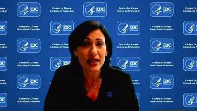 Директор CDC обеспокоена возможным новым всплеском заболеваемости COVID-19 - golos-ameriki.ru