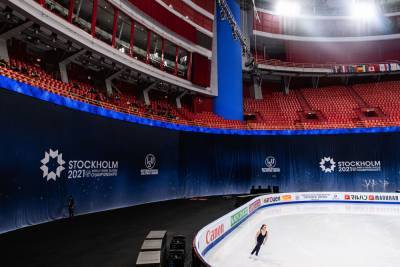Виктория Сафонова - Стало известно, какую фигуристку исключили из числа участниц ЧМ-2021 - sport.ru - Стокгольм