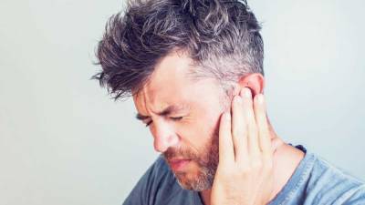 Ученые выяснили, что COVID-19 может привести к потере слуха - profile.ru