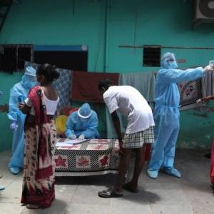 Индия - В Индии выявили штамм коронавируса с двойной мутацией - reporter-ua.com