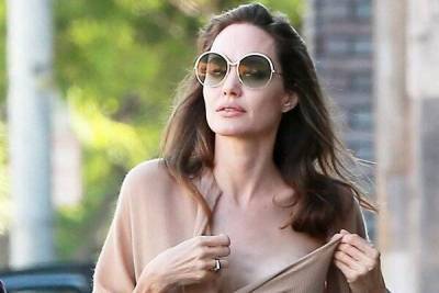 Брэд Питт - Анджелина Джоли - Анджелина Джоли вскоре лишится самого близкого члена своей семьи - skuke.net - Корея - Сеул
