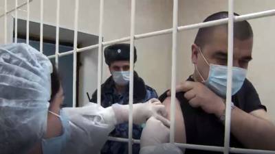 «Я был в числе первых»: как заключённые прививаются от коронавируса в местах лишения свободы - russian.rt.com - Россия - Тула