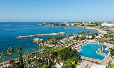 Российские туристы с 1 апреля смогут посещать курорты Кипра - og.ru - Кипр
