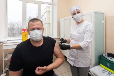 Борис Филатов - Мэр Днепра Филатов вакцинировался от коронавируса - news.bigmir.net - Днепр