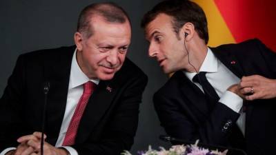 Эммануэль Макрон - Реджеп Тайип Эрдоган - «Хук слева, хук справа»: станет ли Эрдоган строить козни Макрону перед выборами - polit.info - Франция - Турция