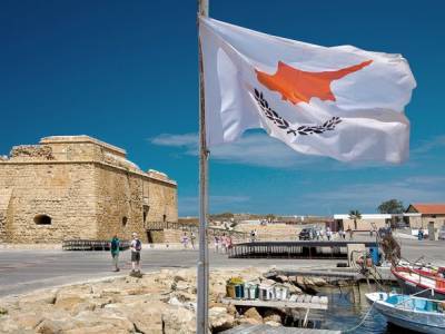 Кипр в апреле откроет границы для посетителей из Украины, США и России - unn.com.ua - Россия - Киев - Кипр
